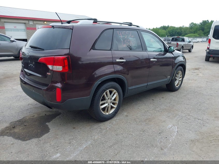 2014 Kia Sorento VIN 5XYKTCA62EG506578 IAAI salvage auction — NORMAL WEAR, Original (Maine), sold $725 on 2026-07-10 (photo 4)