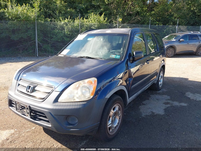 2006 Honda Cr-v VIN JHLRD78526C006588 IAAI salvage auction — LEFT SIDE, Salvage (Pennsylvania), sold $925 on 2026-07-24 (photo 2)