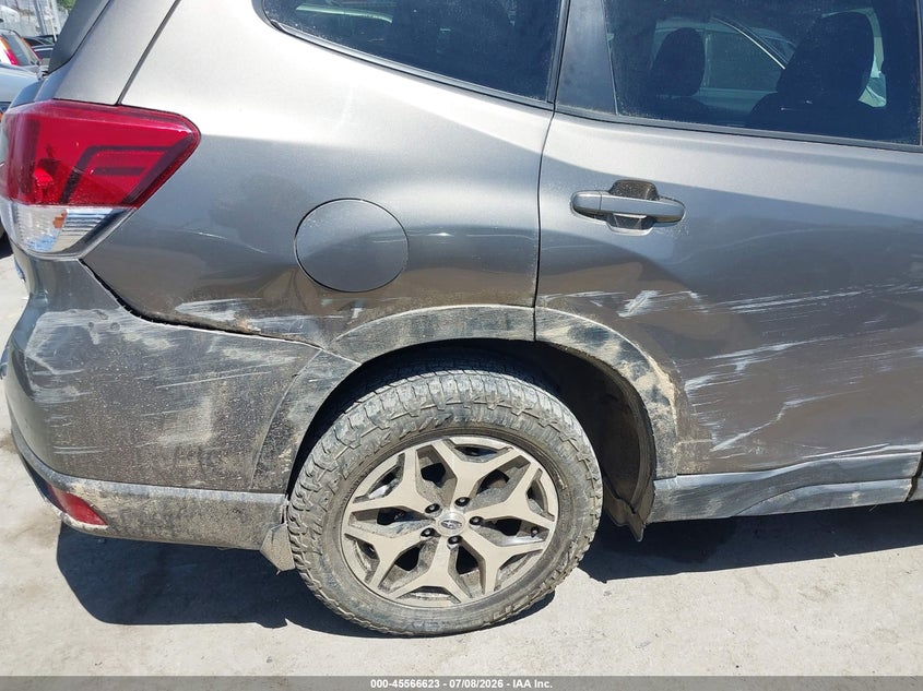 2020 Subaru Forester VIN JF2SKAJC2LH538093 IAAI salvage auction — REAR END, Salvage (California), sold $3,700 on 2026-07-29 (photo 6)