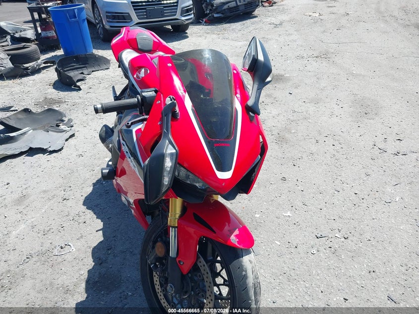 2017 Honda Cbr VIN JH2SC7714HK000095 IAAI salvage auction — FRONT END, Salvage Certificate (California), sold $125 on 2026-07-29 (photo 5)
