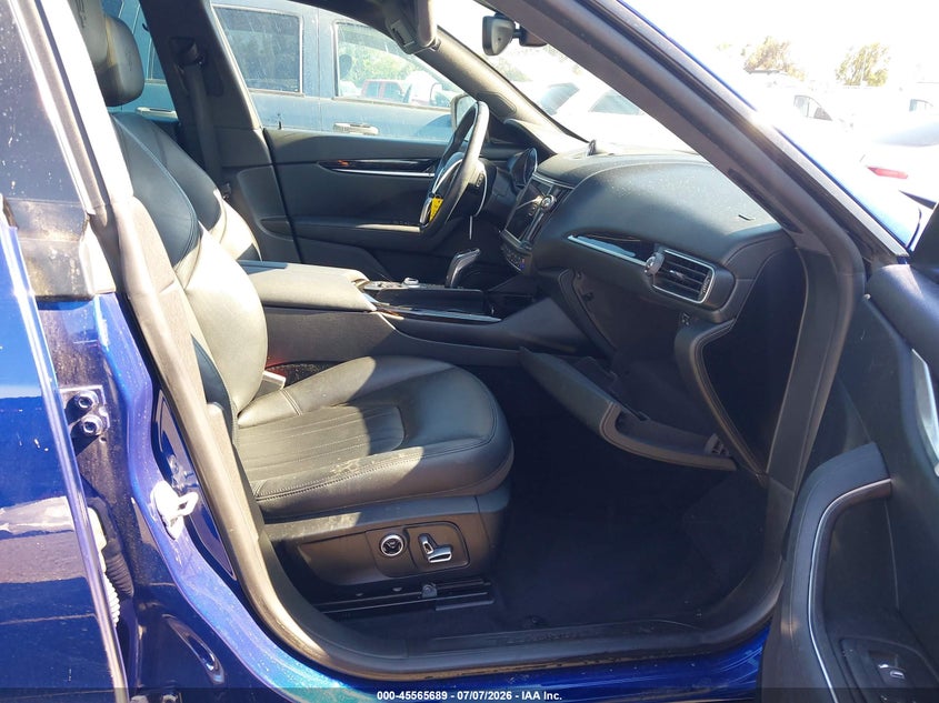 2021 Maserati Levante VIN ZN661XUA8MX357781 IAAI salvage auction — FRONT END, Salvage (California), sold $9,200 on 2026-08-09 (photo 5)
