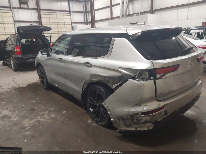 2022 Mitsubishi Outlander VIN JA4J3UA89NZ078541 IAAI salvage auction — REAR END, Salvage (Idaho), sold $5,100 on 2026-08-23 (photo 3)