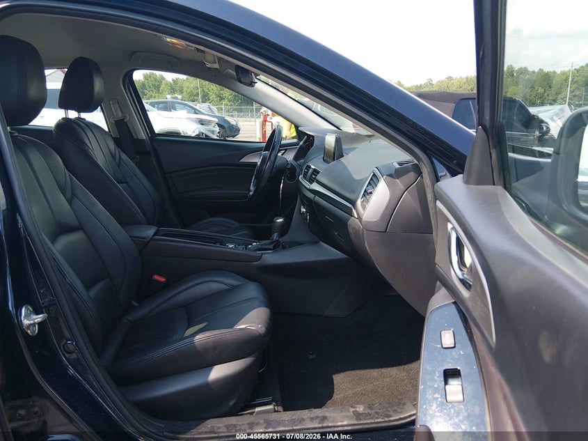 2018 Mazda 3 VIN 3MZBN1V39JM169139 IAAI salvage auction — SIDE, Salvage Title, sold $1,850 on 2026-07-23 (photo 5)