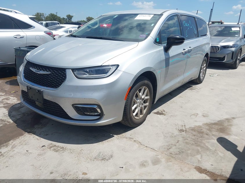 2024 Chrysler Pacifica VIN 2C4RC1BG6RR123240 IAAI salvage auction — RIGHT FRONT, Enterprise Vehicles Clear Only (Georgia), sold $12,000 on 2026-07-11 (photo 2)