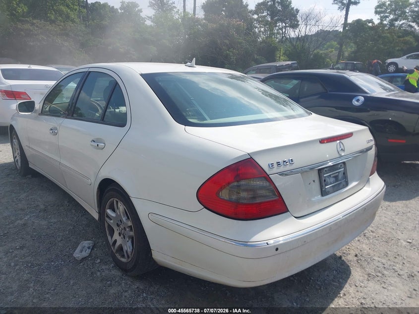 2007 Mercedes-benz E-class VIN WDBUF22X67B101000 IAAI salvage auction — NORMAL WEAR, Clear (Georgia), sold $525 on 2026-07-14 (photo 3)