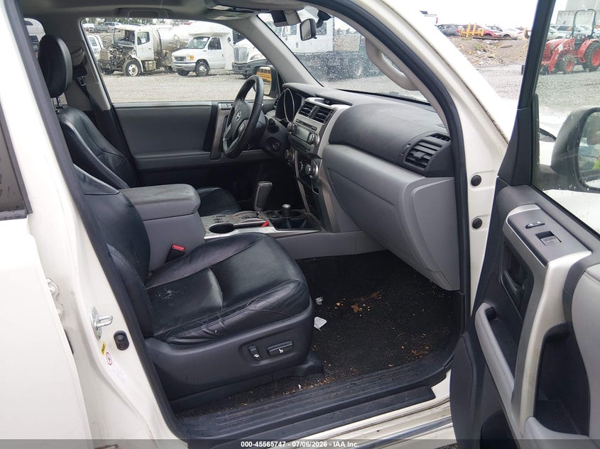2011 Toyota 4runner VIN JTEBU5JR2B5051623 IAAI salvage auction — NORMAL WEAR, Clear (Tennessee), sold $9,175 on 2026-07-09 (photo 5)