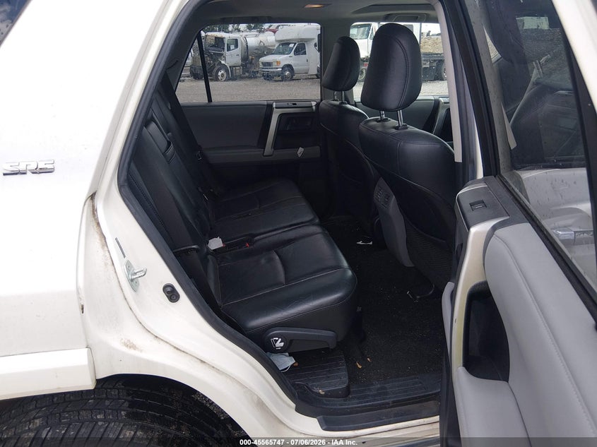 2011 Toyota 4runner VIN JTEBU5JR2B5051623 IAAI salvage auction — NORMAL WEAR, Clear (Tennessee), sold $9,175 on 2026-07-09 (photo 8)