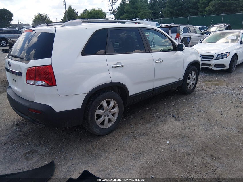 2012 Kia Sorento VIN 5XYKTCA65CG272997 IAAI salvage auction — NORMAL WEAR, Original (Kentucky), sold $825 on 2026-07-29 (photo 4)