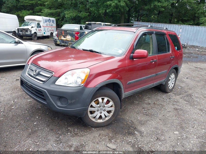 2005 Honda Cr-v VIN JHLRD78815C019566 IAAI salvage auction — NORMAL WEAR, Clear (New York), sold $900 on 2026-07-14 (photo 2)