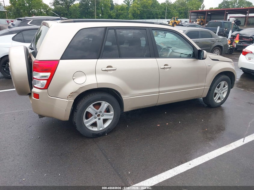 2007 Suzuki Grand vitara VIN JS3TD947974201302 IAAI salvage auction — NORMAL WEAR, Clear (Tennessee), sold $575 on 2026-07-14 (photo 4)