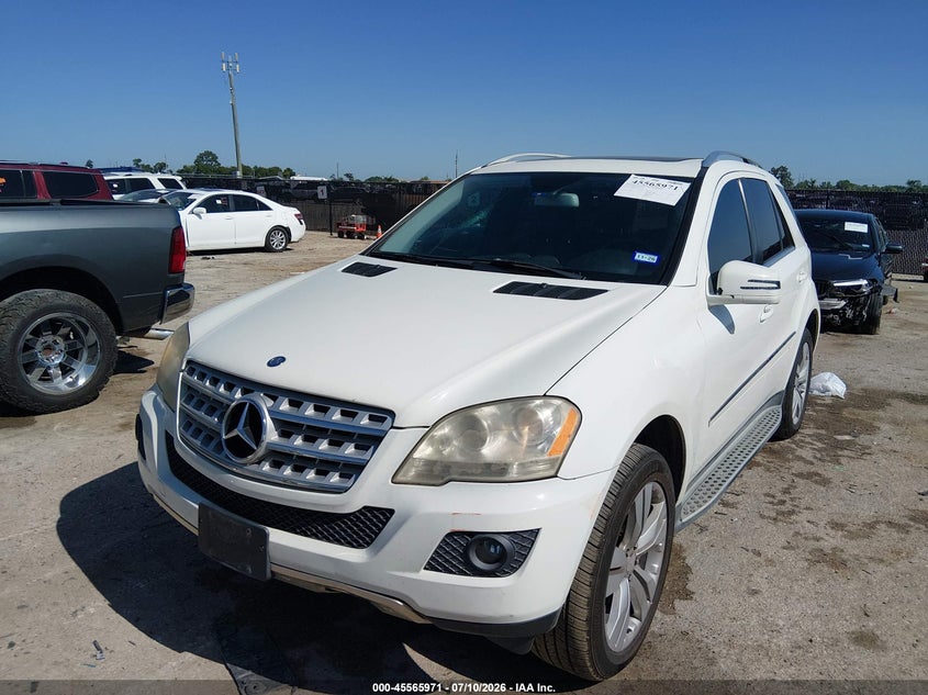 2011 Mercedes-benz Ml-class VIN 4JGBB5GB1BA684217 IAAI salvage auction — RIGHT SIDE, Original (Texas), sold $25 on 2026-08-12 (photo 2)
