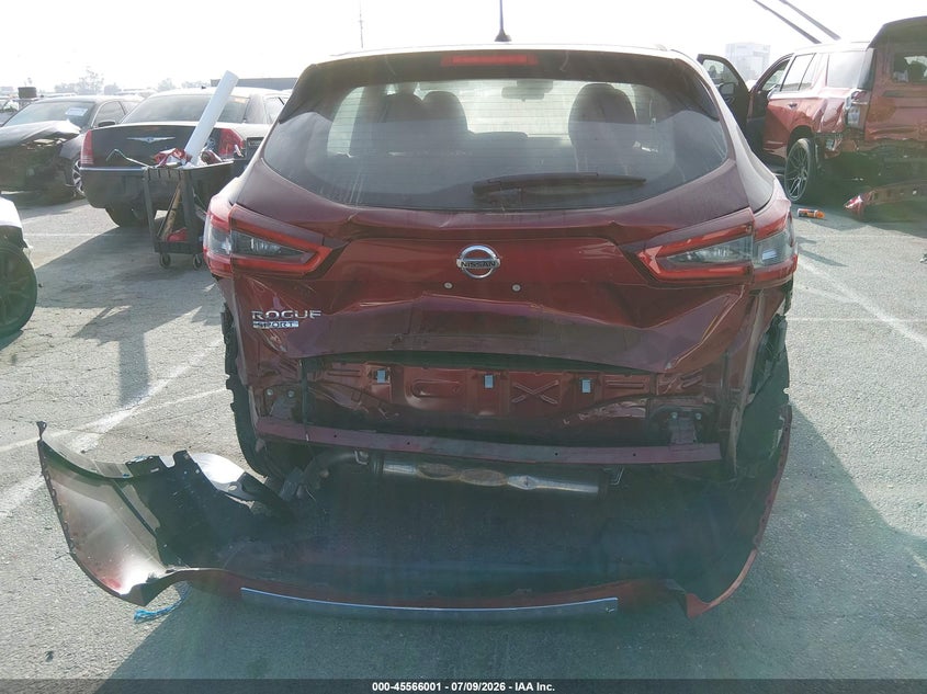 2020 Nissan Rogue VIN JN1BJ1CV0LW272586 IAAI salvage auction — REAR END, Salvage Title, sold $3,700 on 2026-07-30 (photo 6)