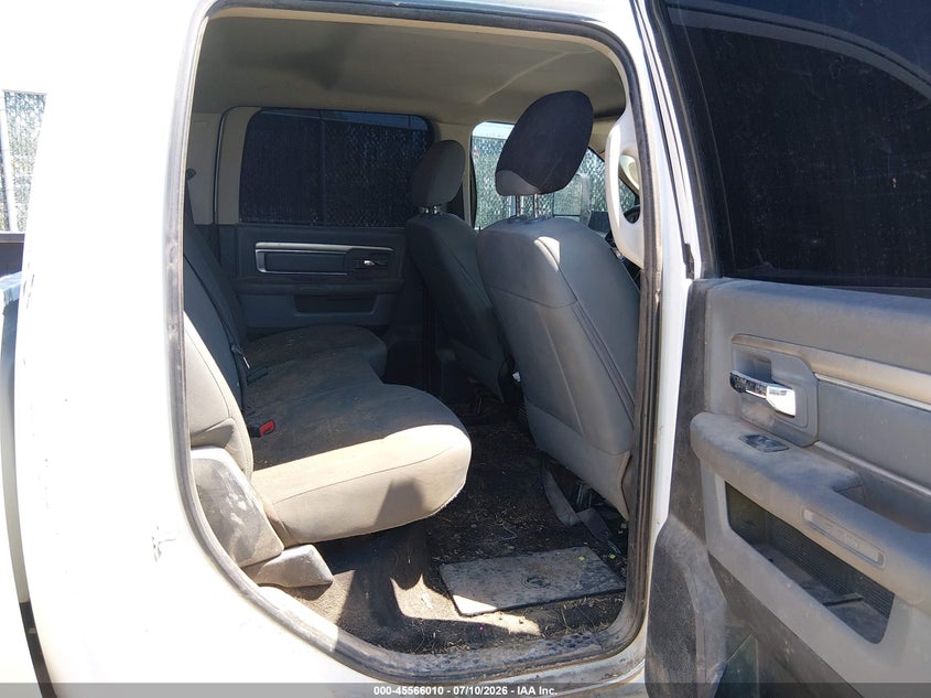 2017 Ram 2500 VIN 3C6UR5DL6HG620259 IAAI salvage auction — WATER/FLOOD, Salvage Title, sold $25 on 2026-08-20 (photo 8)