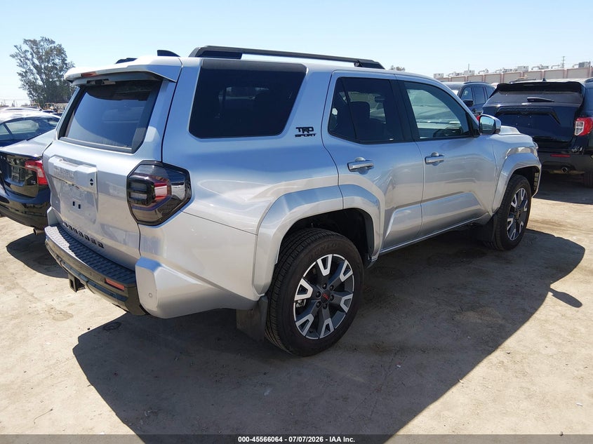 2026 Toyota 4runner VIN JTEVA5BR2T5090752 IAAI salvage auction — FRONT END, Salvage (California), sold $29,850 on 2026-07-09 (photo 4)