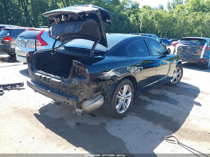 2012 Dodge Charger VIN 2C3CDXJG5CH183924 IAAI salvage auction — REAR END, Salvage (Kansas), sold $600 on 2026-07-31 (photo 4)