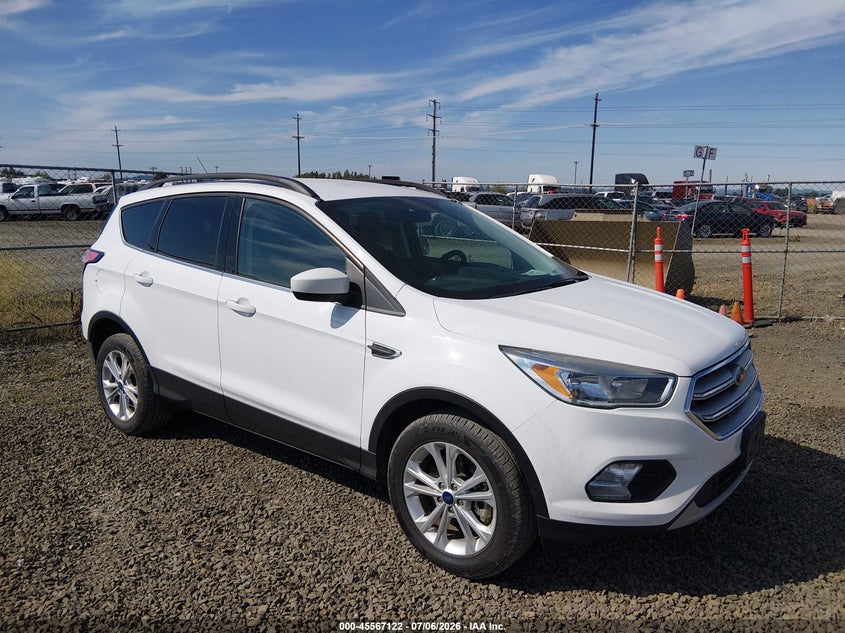 2018 Ford Escape VIN 1FMCU9GD2JUD08677 — IAAI salvage auction photo