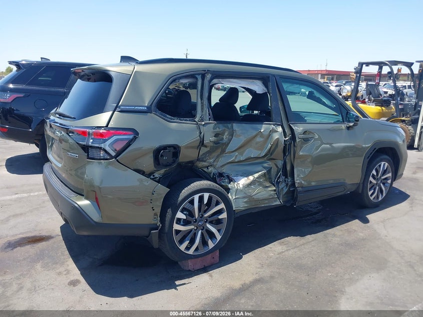 2026 Subaru Forester VIN 4S4SLDT63T3012584 IAAI salvage auction — RIGHT SIDE, Salvage (Arizona), sold $8,600 on 2026-09-01 (photo 6)