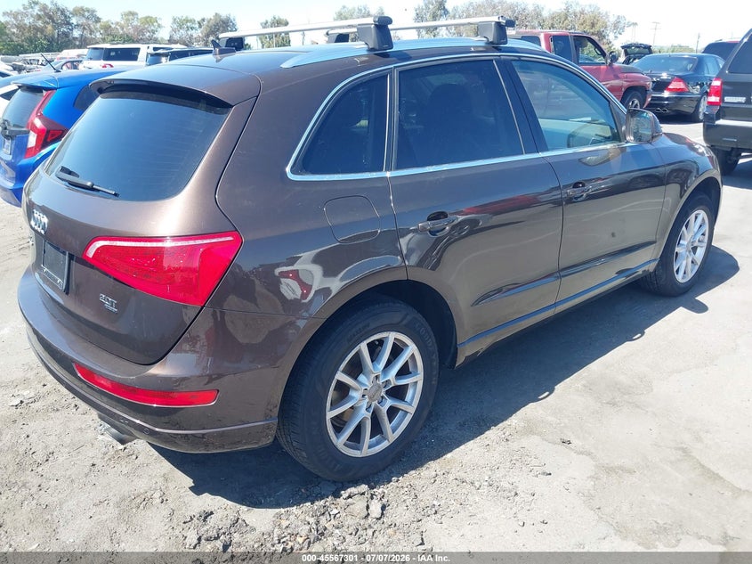 2012 Audi Q5 VIN WA1LFAFP3CA041804 IAAI salvage auction — NORMAL WEAR, Clear - Dealer Only (California), sold $925 on 2026-07-09 (photo 4)