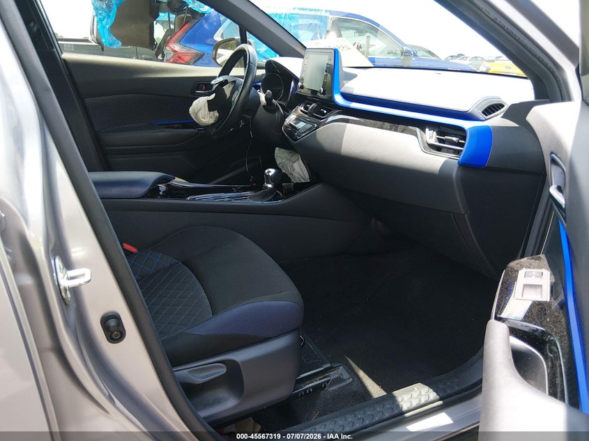 2020 Toyota C-hr VIN JTNKHMBX7L1064050 IAAI salvage auction — FRONT END, Salvage Title, sold $7,400 on 2026-07-19 (photo 5)