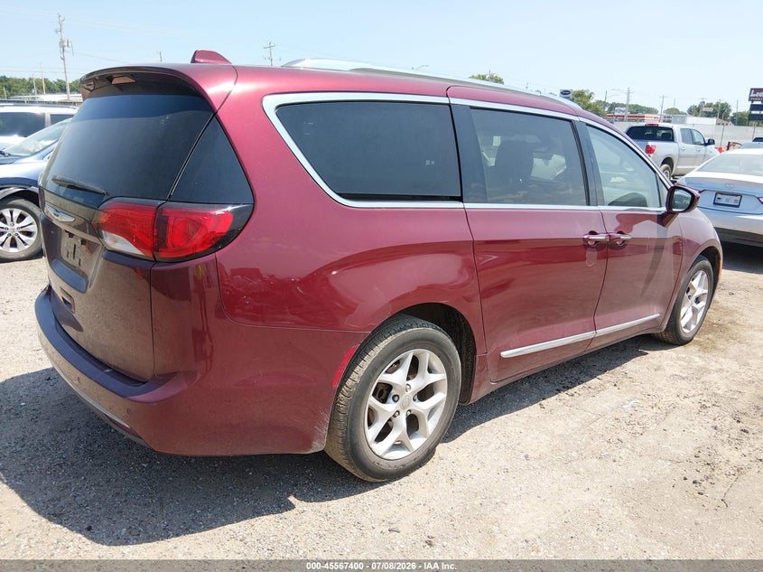 2017 Chrysler Pacifica VIN 2C4RC1EG0HR796311 IAAI salvage auction — LEFT SIDE, Salvage Title, sold $1,550 on 2026-09-04 (photo 4)