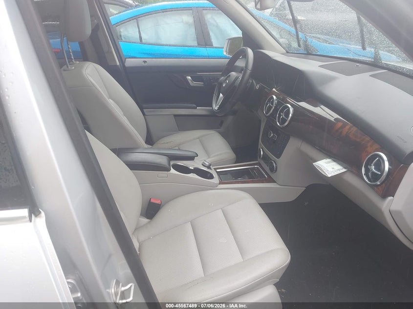 2013 Mercedes-benz Glk-klasse VIN WDCGG8JBXDF975725 IAAI salvage auction — NORMAL WEAR, Salvage Title, sold $4,225 on 2026-07-14 (photo 5)