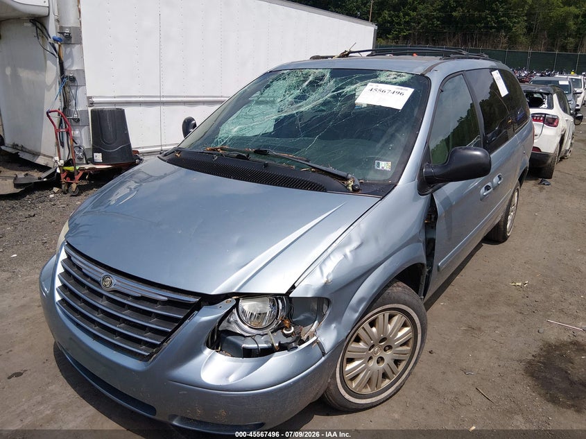 2005 Chrysler Town & country VIN 2C4GP44R65R197845 IAAI salvage auction — STORM DAMAGE, Salvage (Pennsylvania), sold $200 on 2026-07-19 (photo 6)
