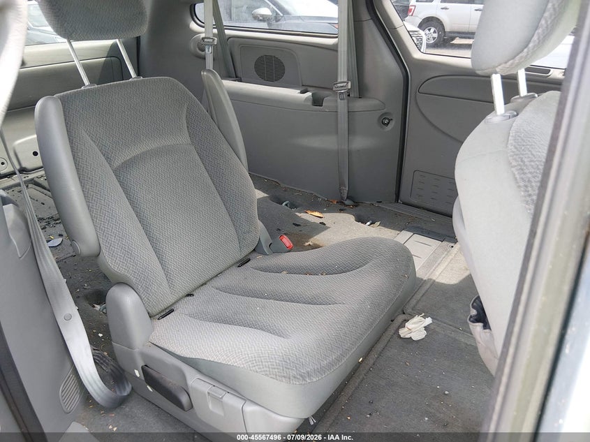 2005 Chrysler Town & country VIN 2C4GP44R65R197845 IAAI salvage auction — STORM DAMAGE, Salvage (Pennsylvania), sold $200 on 2026-07-19 (photo 8)