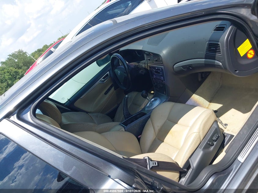 2005 Volvo S60 VIN YV1RH527252440248 IAAI salvage auction — NORMAL WEAR, Original (Texas), sold $1,200 on 2026-08-10 (photo 5)