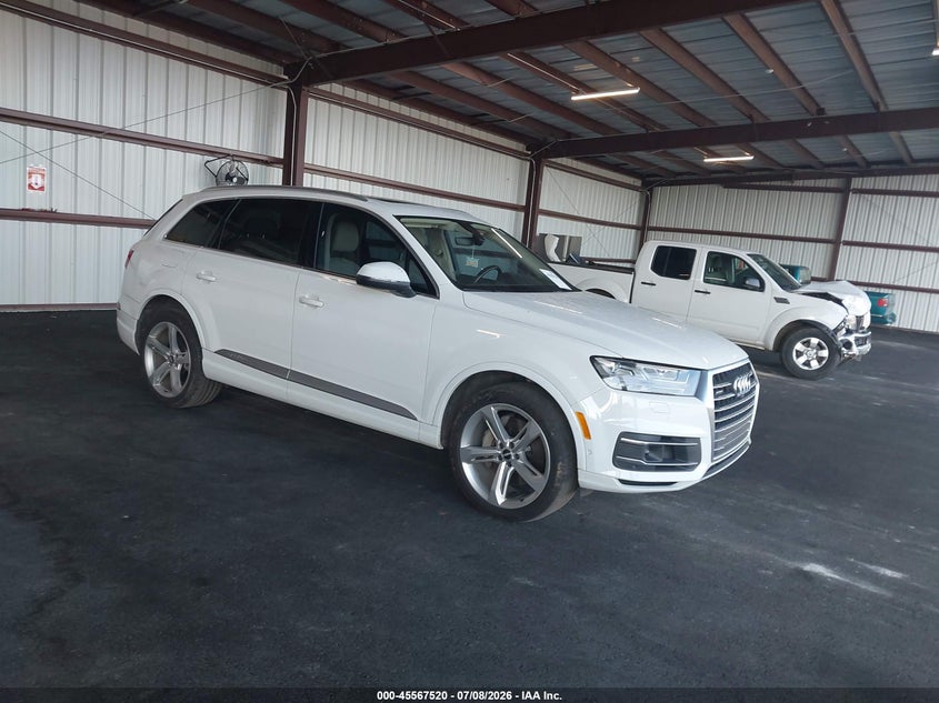 2019 Audi Q7 VIN WA1VAAF76KD015430 — IAAI salvage auction photo
