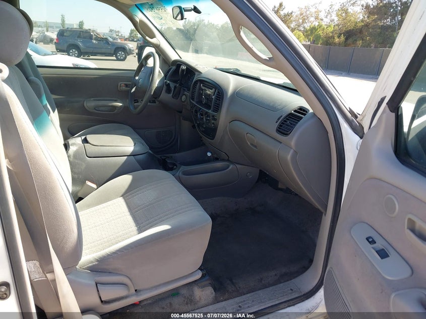 2004 Toyota Tundra VIN 5TBBT44114S453615 IAAI salvage auction — REAR END, Salvage (California), sold $3,050 on 2026-07-27 (photo 5)