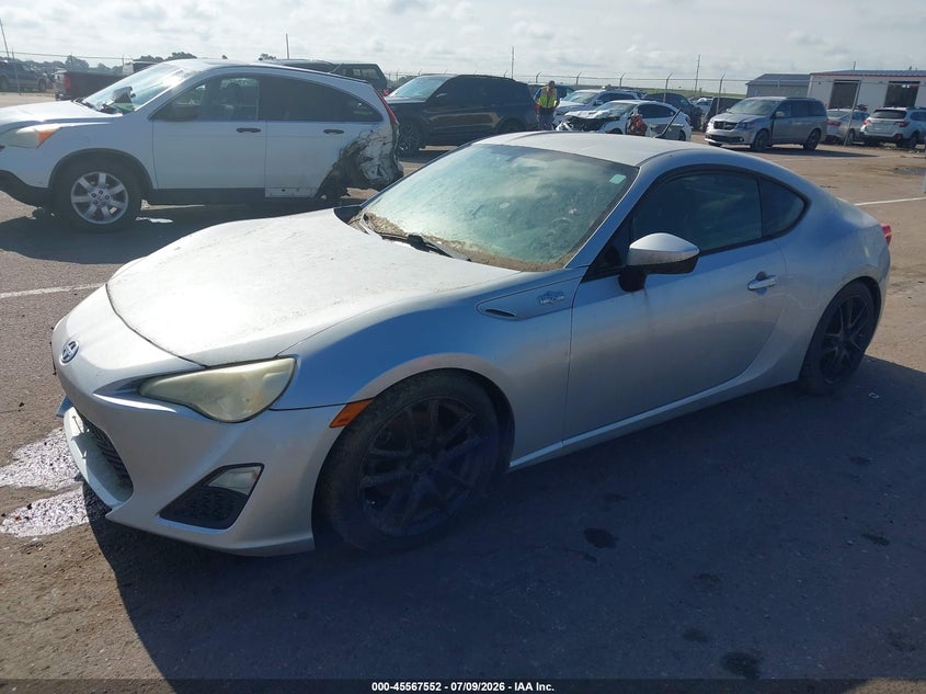 2013 Scion Fr-s VIN JF1ZNAA11D2706724 IAAI salvage auction — NORMAL WEAR, Regular Certificate (Iowa), sold $1,100 on 2026-07-28 (photo 2)