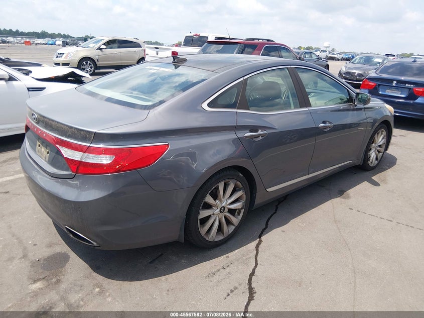 2013 Hyundai Azera VIN KMHFH4JG7DA216249 IAAI salvage auction — NORMAL WEAR, Clear (North Carolina), sold $600 on 2026-07-29 (photo 4)