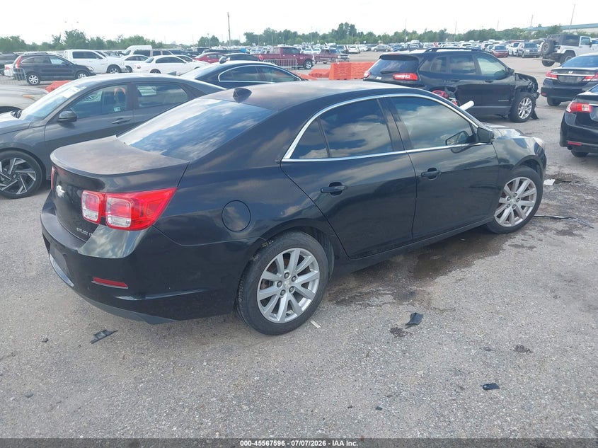 2013 Chevrolet Malibu VIN 1G11E5SA5DF285704 IAAI salvage auction — NORMAL WEAR, Original (Texas), sold $325 on 2026-07-17 (photo 4)