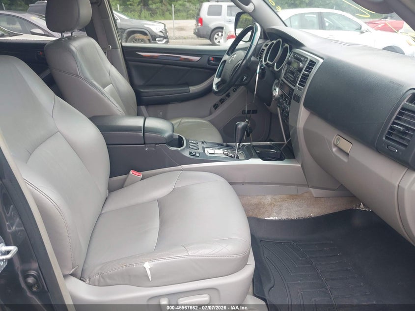 2005 Toyota 4runner VIN JTEBU17R158044097 IAAI salvage auction — NORMAL WEAR, Clear (Maryland), sold $5,475 on 2026-07-29 (photo 5)