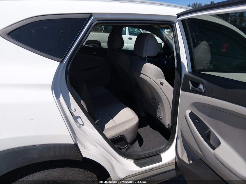 2016 Hyundai Tucson VIN KM8J3CA21GU169715 IAAI salvage auction — NORMAL WEAR, Clear (Washington), sold $1,650 on 2026-07-29 (photo 8)