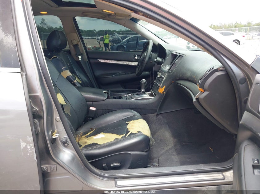 2010 Infiniti G37 VIN JN1CV6AP4AM400749 IAAI salvage auction — FRONT & REAR, Rebuildable (Florida), sold $325 on 2026-07-29 (photo 5)
