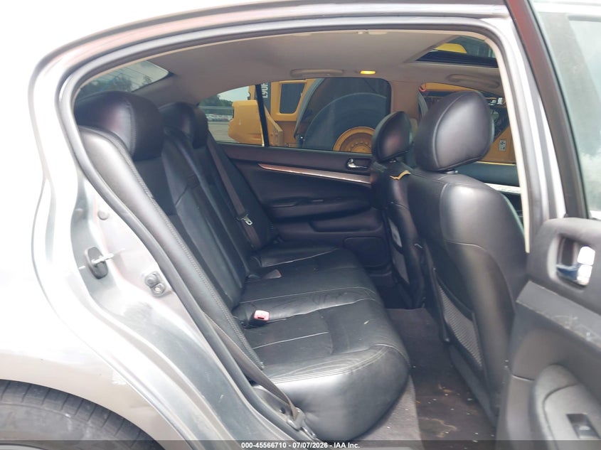 2010 Infiniti G37 VIN JN1CV6AP4AM400749 IAAI salvage auction — FRONT & REAR, Rebuildable (Florida), sold $325 on 2026-07-29 (photo 8)