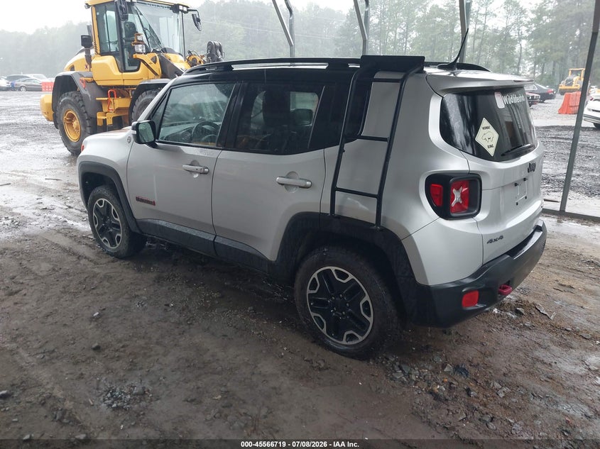 2017 Jeep Renegade VIN ZACCJBCB4HPF63898 IAAI salvage auction — NORMAL WEAR, Clear (Virginia), sold $1,100 on 2026-07-21 (photo 3)