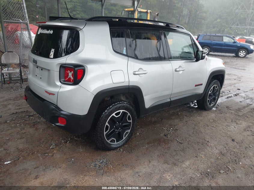 2017 Jeep Renegade VIN ZACCJBCB4HPF63898 IAAI salvage auction — NORMAL WEAR, Clear (Virginia), sold $1,100 on 2026-07-21 (photo 4)