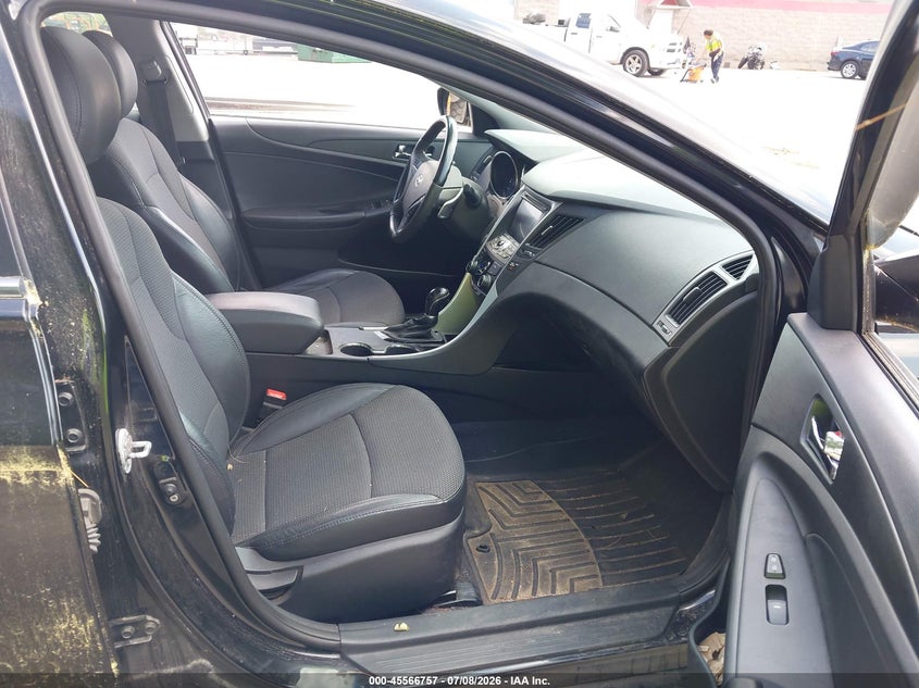 2012 Hyundai Sonata VIN 5NPEC4AC1CH329343 IAAI salvage auction — NORMAL WEAR, Original (Maine), sold $325 on 2026-07-13 (photo 5)