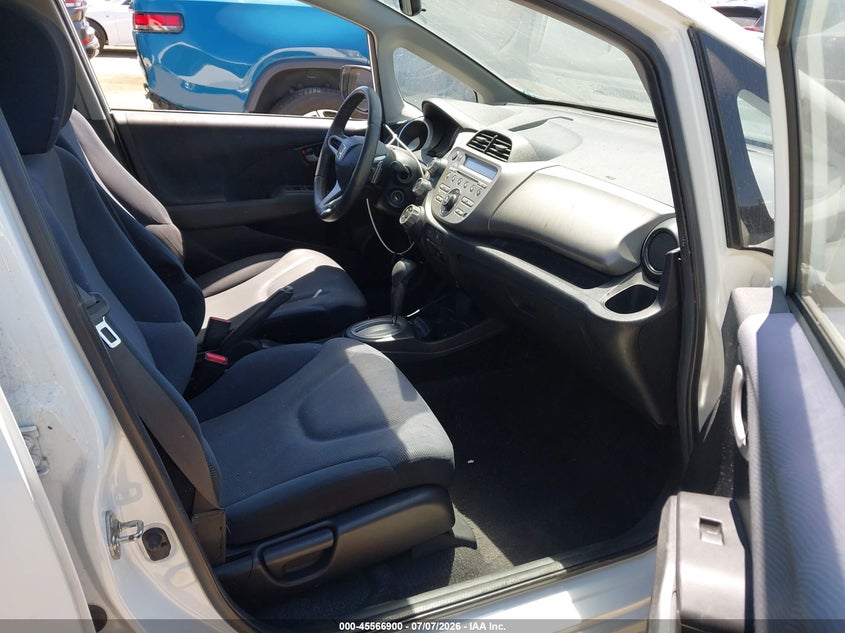 2009 Honda Fit VIN JHMGE88439C000767 IAAI salvage auction — NORMAL WEAR, Clear - Dealer Only (California), sold $2,600 on 2026-07-08 (photo 5)