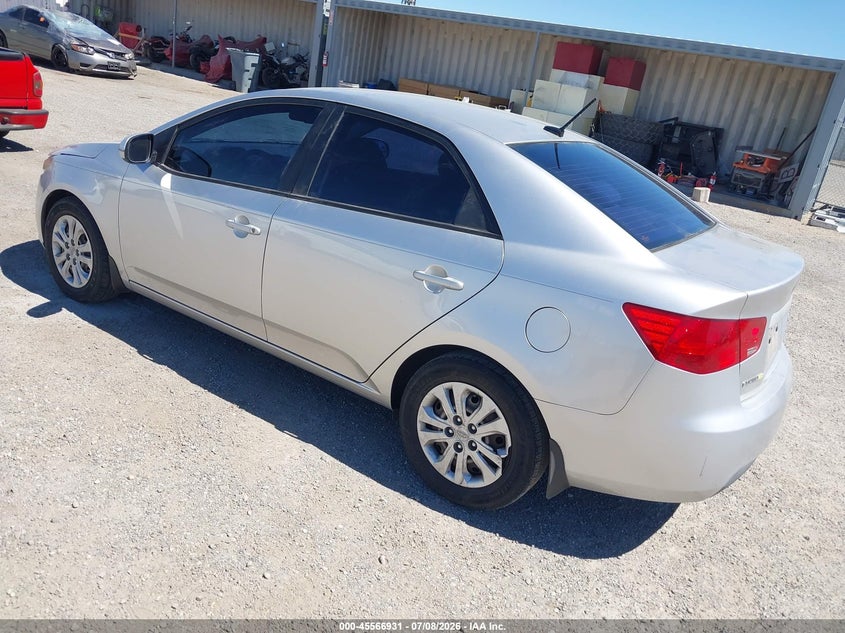 2011 Kia Forte VIN KNAFU4A21B5403509 IAAI salvage auction — NORMAL WEAR, Clear (California), sold $425 on 2026-07-23 (photo 3)