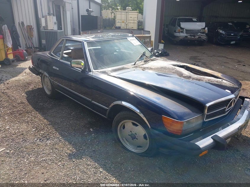 1983 Mercedes-benz 380 VIN WDBBA45A2DB023609 IAAI salvage auction — Burn Engine, Salvage (Virginia), sold $25 on 2026-07-30 (photo 1)