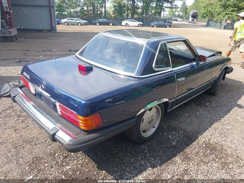 1983 Mercedes-benz 380 VIN WDBBA45A2DB023609 IAAI salvage auction — Burn Engine, Salvage (Virginia), sold $25 on 2026-07-30 (photo 4)
