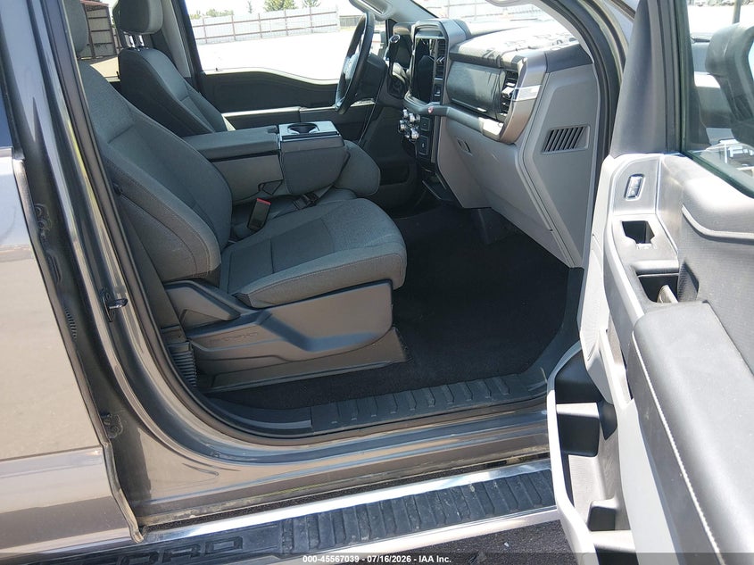 2025 Ford F-150 VIN 1FTEW3LP7SKE21042 IAAI salvage auction — FRONT END, Salvage Title, sold $25,050 on 2026-07-21 (photo 5)
