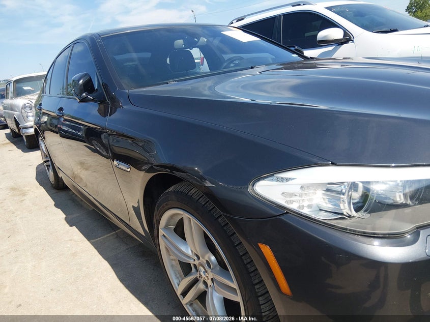 2013 BMW 5er VIN WBAFU7C57DDU68432 IAAI salvage auction — RIGHT FRONT, Salvage Title, sold $1,500 on 2026-07-31 (photo 6)