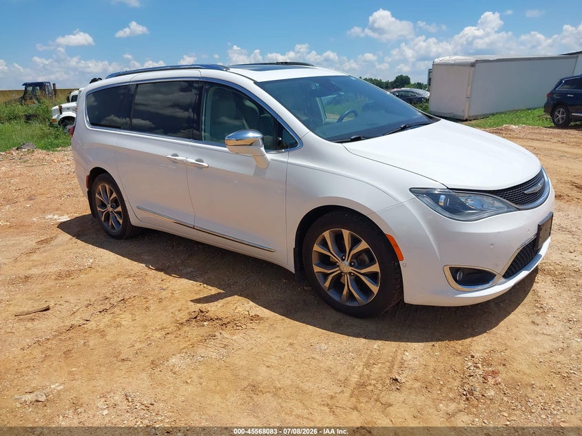 2018 Chrysler Pacifica VIN 2C4RC1GG2JR331399 IAAI salvage auction — NORMAL WEAR, Clear (Missouri), sold $5,100 on 2026-07-16 (photo 1)