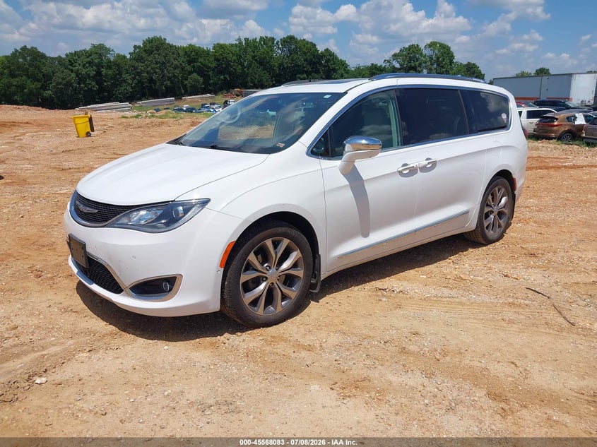 2018 Chrysler Pacifica VIN 2C4RC1GG2JR331399 IAAI salvage auction — NORMAL WEAR, Clear (Missouri), sold $5,100 on 2026-07-16 (photo 2)