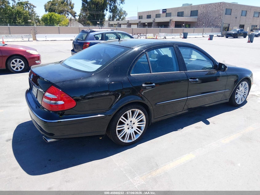 2007 Mercedes-benz E-class VIN WDBUF56X07B070709 IAAI salvage auction — NORMAL WEAR, Clear - Dealer Only (California), sold $375 on 2026-07-29 (photo 4)