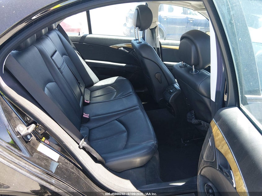 2007 Mercedes-benz E-class VIN WDBUF56X07B070709 IAAI salvage auction — NORMAL WEAR, Clear - Dealer Only (California), sold $375 on 2026-07-29 (photo 8)